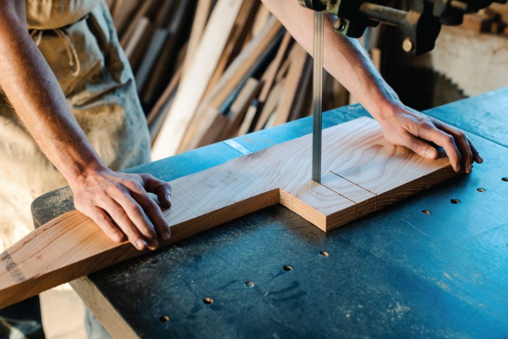 uk-home-improvement-Prevent-the-Dreaded-Kerchunk-Six-Simple-Bandsaw-Maintenance-Musts